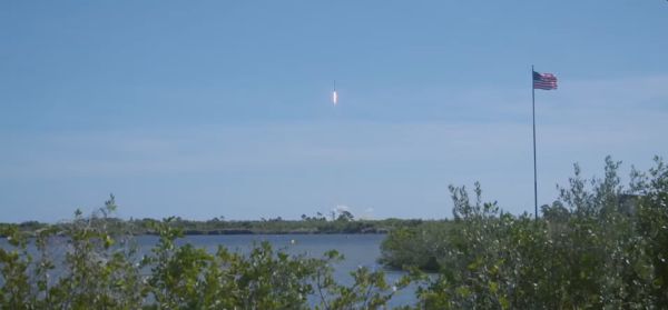 SPACEX LAUNCHES 24 STARLINK SATELLITES ON FALCON 9 ROCKET FROM CAPE CANAVERAL