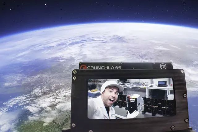 YOU CAN TAKE A SELFIE WITH THE EARTH USING THIS YOUTUBER’S SATELLITE