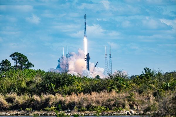 SPACEX LAUNCHES, LANDS FIRST STAGE BOOSTER FOR RECORD-SETTING 25TH TIME DURING STARLINK FLIGHT